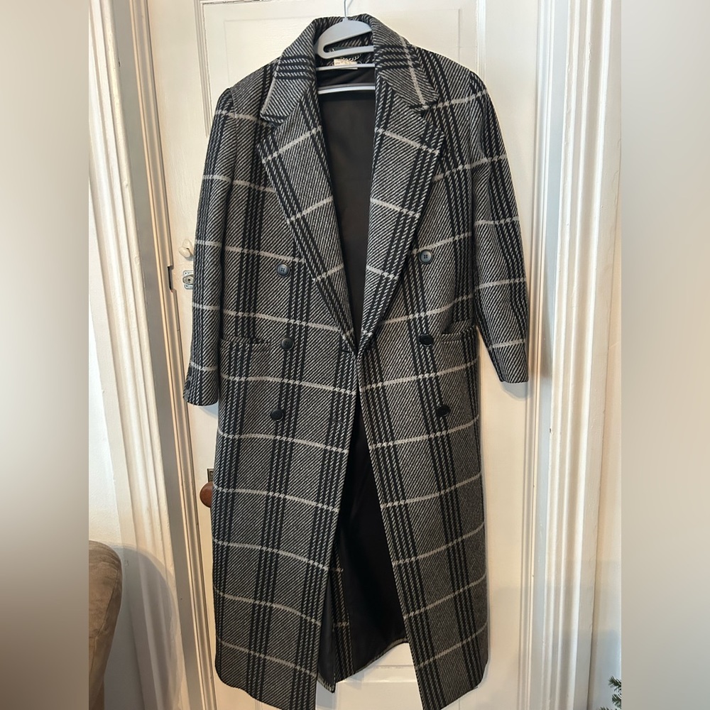 Harvé Bernard Plaid Coat
